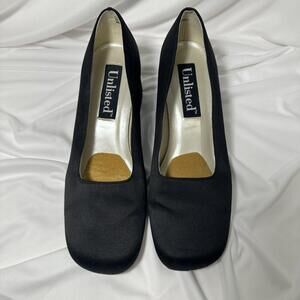 Unlisted Women's Black Beautiful Pumps Shoes  Nice ! Size 8 Kenneth Cole